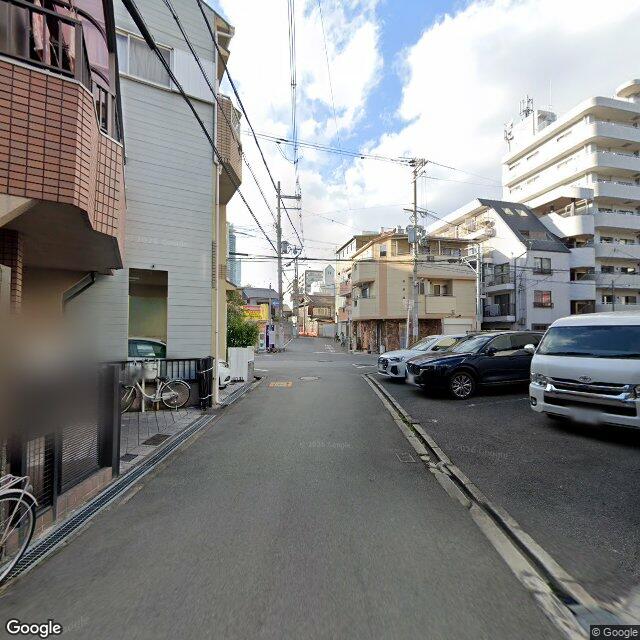目印4：グラサヴォーグ あべの美章園店 を目印に、そのまま直進