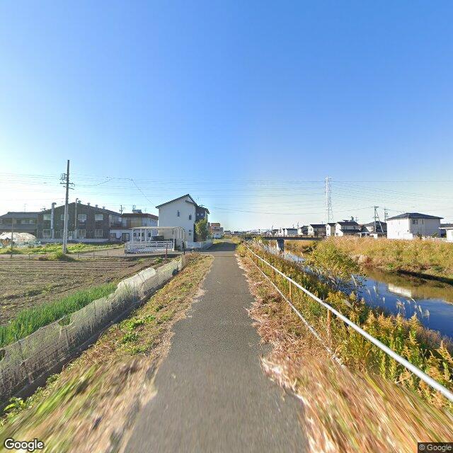目印8：道なりにまっすぐ進みます