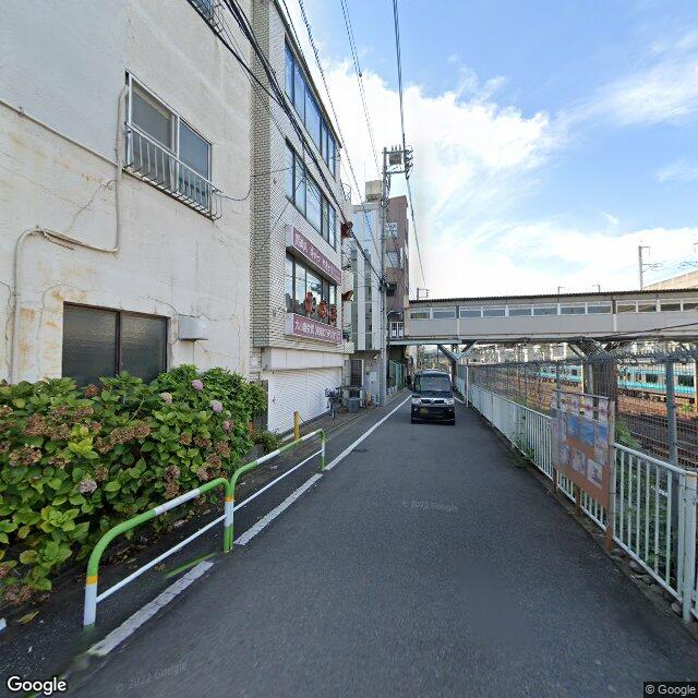 目印2：左折 して 東十条商店街 / 東十条銀座通り に向かう