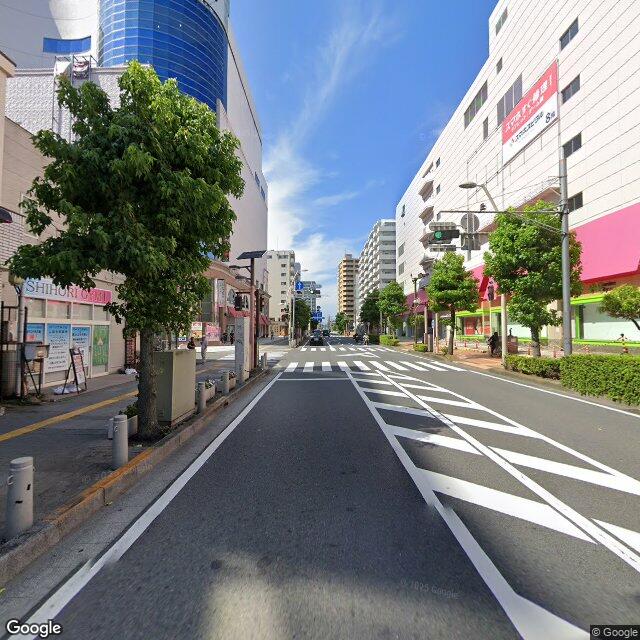 目印6：イオン 厚木店 を目印に、そのまま直進