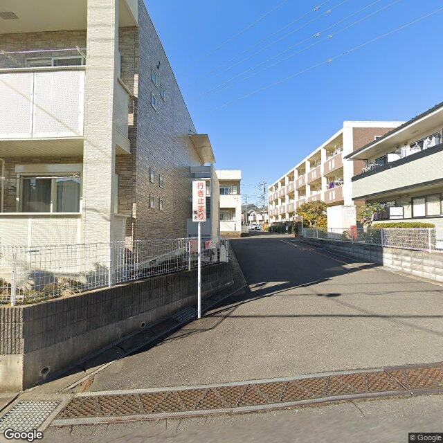 目印21：右折 する 目的地は前方左側です