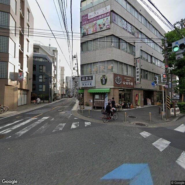 目印4：川崎信用金庫 高津支店 を目印に、そのまま直進