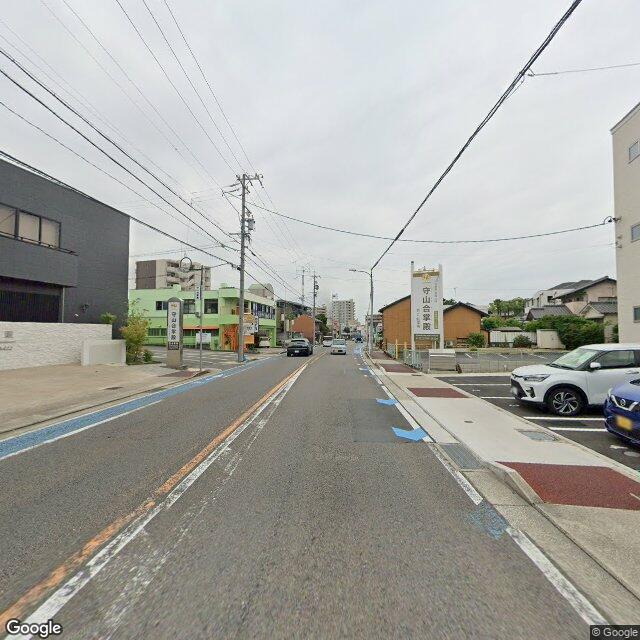 目印5：関山とうふ店 を目印に、そのまま直進