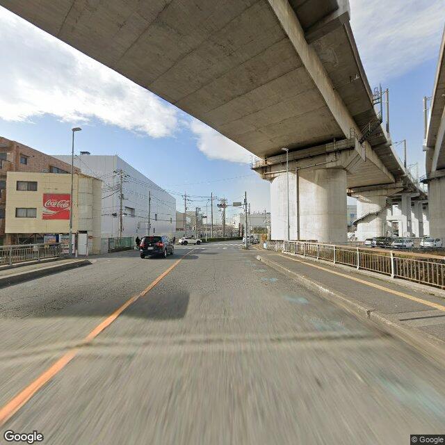 目印6：ヒーローズ北戸田駅前校 の前を通って直進