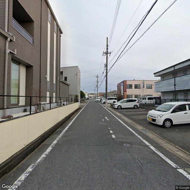目印12：右折 する 目的地は前方右側です