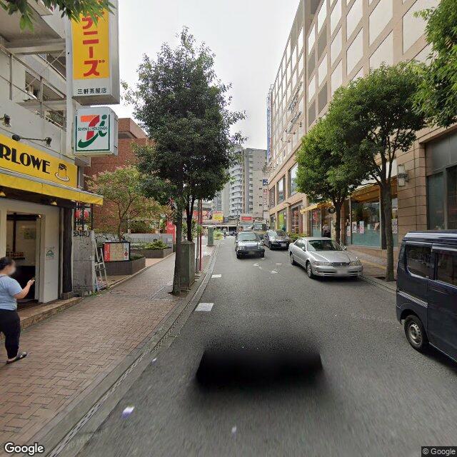 目印3：右折 して 世田谷通り / 都道3号 に向かう