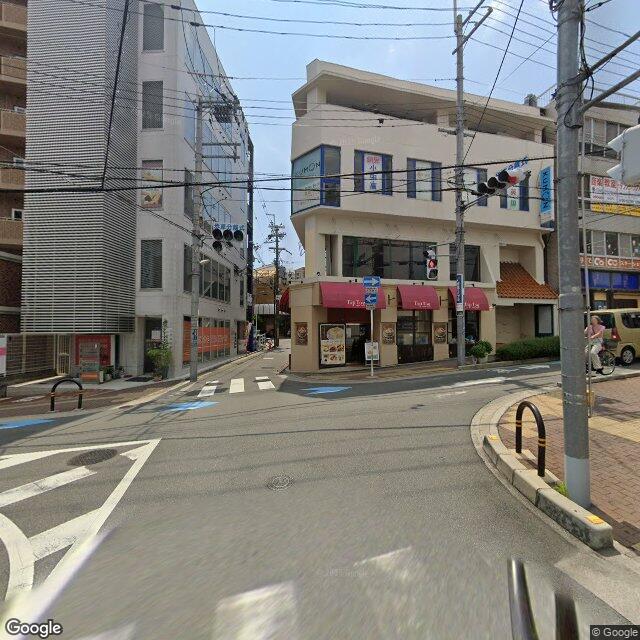 目印1：南 方向に 府道121号 を進んで レッチワースロード に向かう