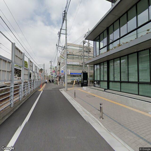 目印1：西 に進んで 用賀中町通り に向かう