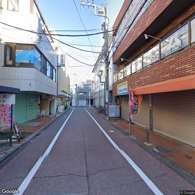 目印1：北東 に進んで シャンテ大通り に向かう