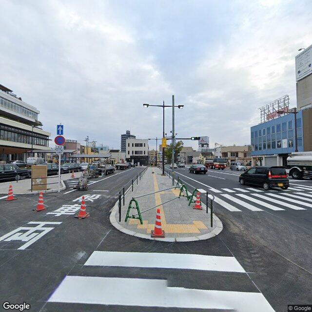 目印4：市駅前（交差点） を 左折 して 北大通り / 孝子越街道 / 新和歌浦中之島紀三井寺線 / 紀州街道 / 県道15号 に向かう