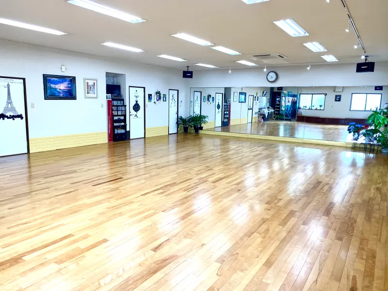 リディアダンスアカデミー